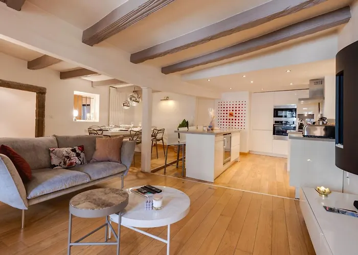 La Tour du Lac - Bel appartement en plein coeur d\'Annecy